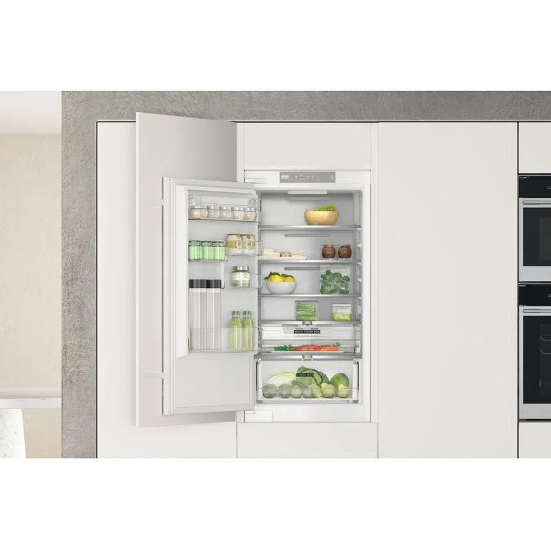 Холодильник Whirlpool WHC18T341